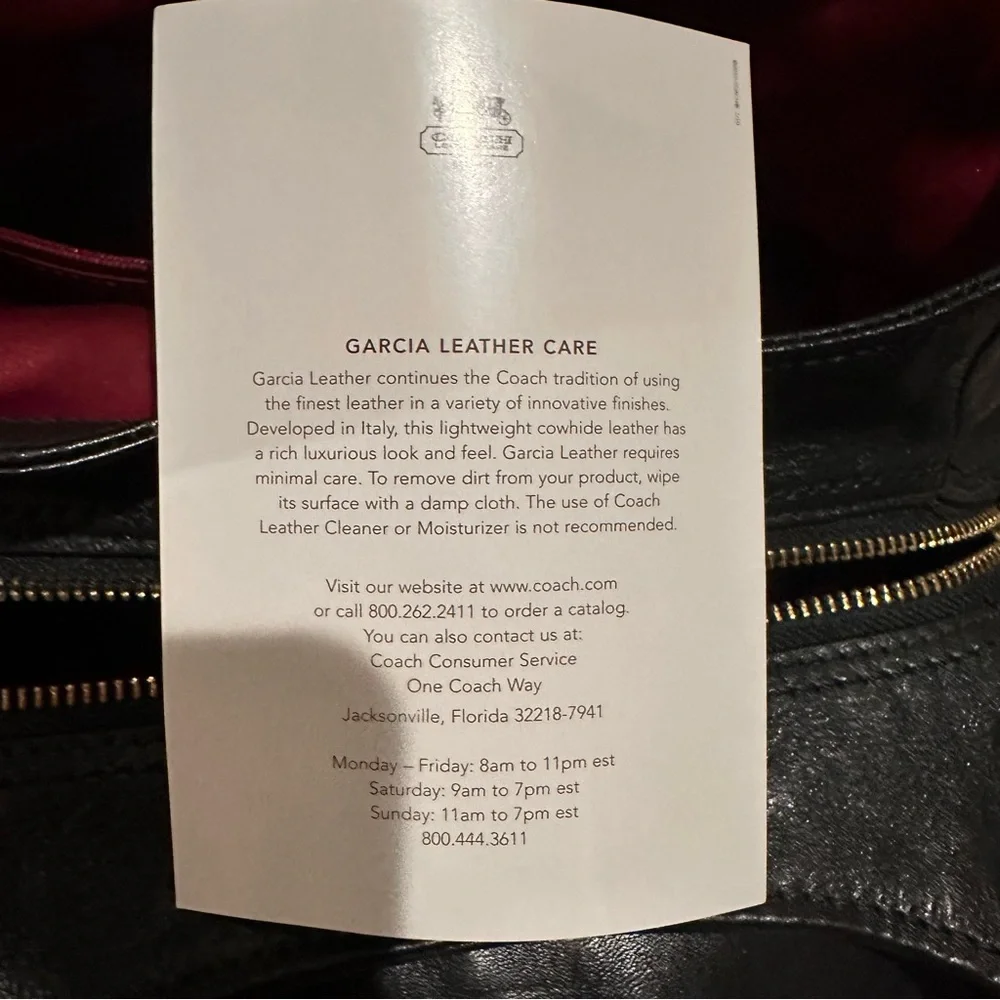 Coach purse / handbag - Picture 3 of 8